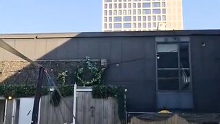 Il puttaniere con due escort sgamato da un blogger