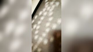 Cindy ci mostra il suo bel culo