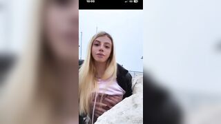 Virtual girlfriend manda un video al suo boy