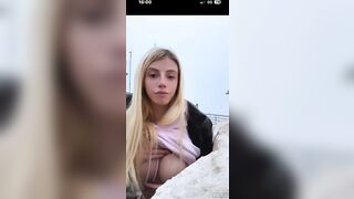 Virtual girlfriend manda un video al suo boy