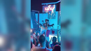 Martina Smeraldi squirting esplosivo al Bergamosex