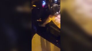 Marilena Pecora Nera Pescara si toglie le mutandine in macchina