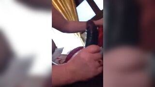 Paolina la troia adora gustarsi i cazzi neri