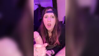 Alla vista del cazzo la fica mi si bagna tutta