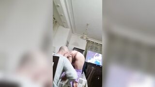 Mia moglie si fa esplorare la fessa