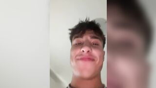 Fratelli romani maiali condividono la puttana