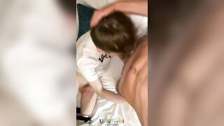 Diciottenne gay succhia il cazzo al trentenne