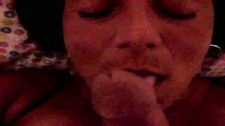 alla troia non piace che la riprendo quando me la chiavo