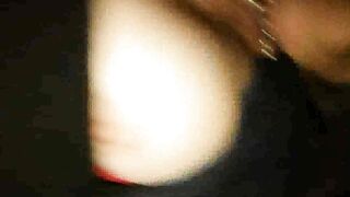 Car sex vecchia troia Napoletana  Gode e viene con le dita