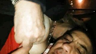 Car sex vecchia troia Napoletana  Gode e viene con le dita