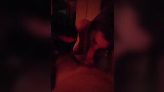 Trans condivide un bel cazzone con un amico gay