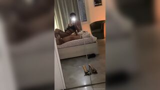 Marcella trans italiana cavalca un follower