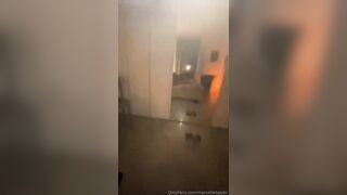 Marcella trans italiana cavalca un follower