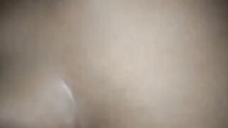 Nel culo di mia moglie il cazzone del bull