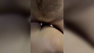 Il bull sottomette la moglie italiana troia