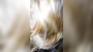 Pompino da moglie bionda cuckold