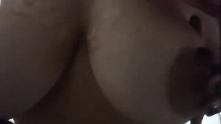 DAI SBORRAMI LE TETTE !