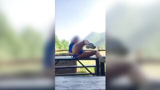 Porca salernitana si masturba outdoor