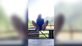 Porca salernitana si masturba outdoor