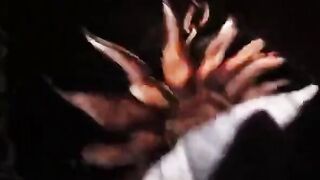 Cornuto guarda come tua moglie succhia i cazzi !