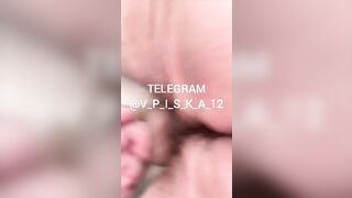 Tre ragazzi abusano la moglie del cornuto in spiaggia nudista