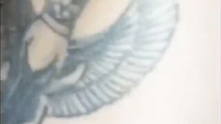 Moglie trombata in auto dal porco mentre il marito li filma