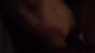 Fidanzato si sega mentre la sua donna tromba