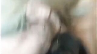 Due magnifici cazzoni per mia moglie Emma