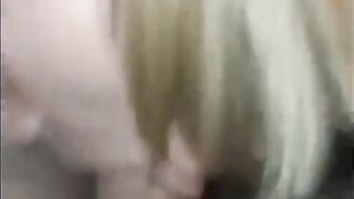 Due magnifici cazzoni per mia moglie Emma