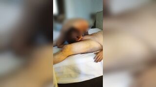 faccio i pompini ad un amico che poi mi scopa