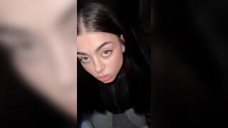 Troia di instagram in cerca di fama e ricchezza