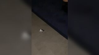 Liceale INCULATA a turno dai compagni di classe