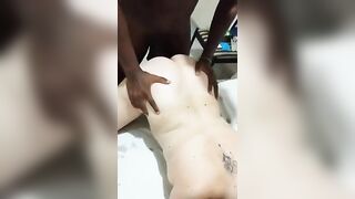 Anteprima del video: La donna del cornuto inculata dal mandingo