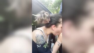 Pompino in macchina al mio Papino