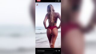 Manuelina video hot in spiaggia e magnifico culo