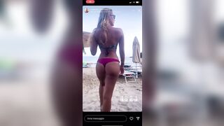 Manuelina video hot in spiaggia e magnifico culo