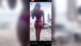 Manuelina video hot in spiaggia e magnifico culo