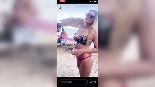 Manuelina video hot in spiaggia e magnifico culo