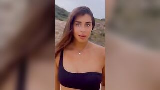 Iris davvero bellissima in questo video hot