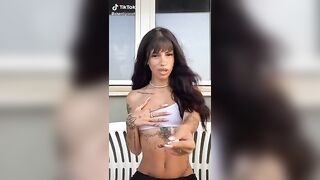 Shanti davvero troia sexy su Tiktok