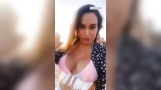 Le tette enormi di Paola Saulino