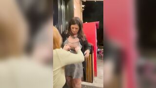 Morena Capoccia si fa toccare da amica lesbica