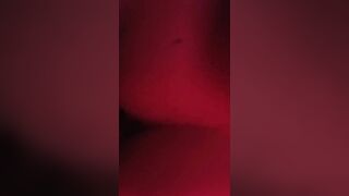 Anteprima del video: Mi diverto con la mia vicina troia