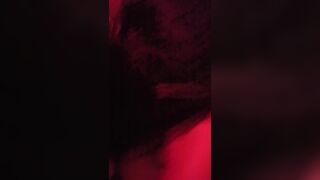 Mi diverto con la mia vicina troia