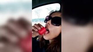 Anteprima del video: MI PIACE TANTO IL LATTE DI UOMO !