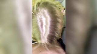 Scopamica bionda me lo succhia in aereo