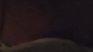 Lunga leccata di figa della mia puttana