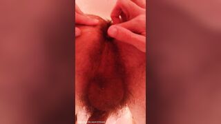 dita nel buco del culo dal basso