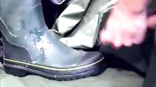 LATTE DI COGLIONI APPENA MUNTO