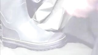 LATTE DI COGLIONI APPENA MUNTO